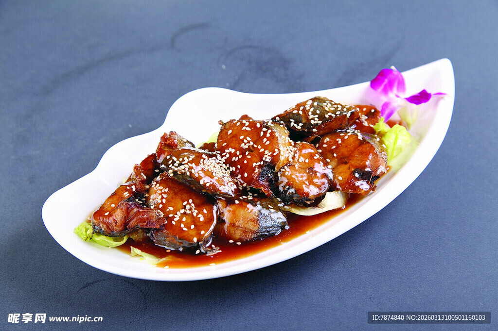 红烧鱼块 美味诱人