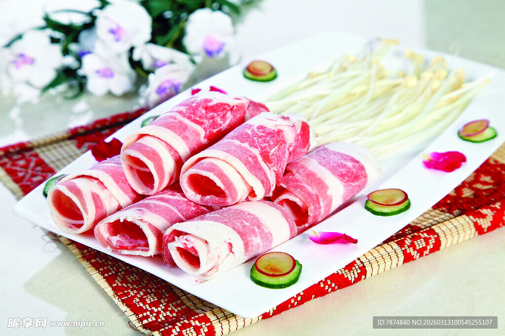 美味肉卷摆盘精致诱人