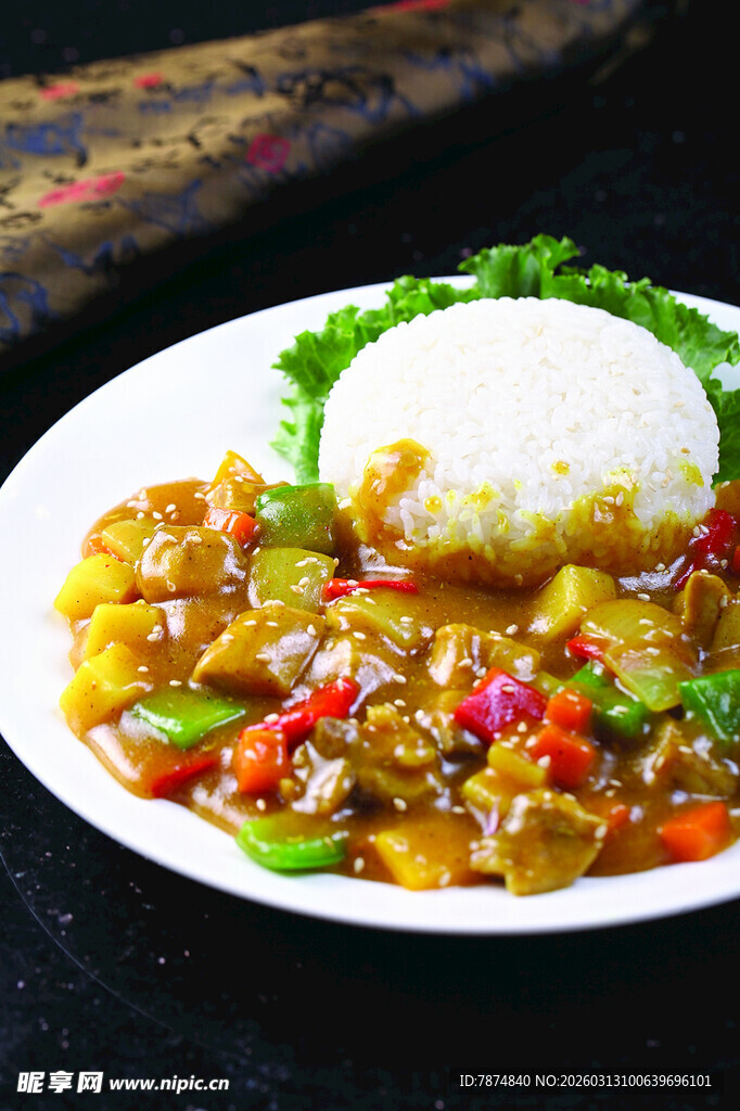 咖喱盖浇饭 美味又营养