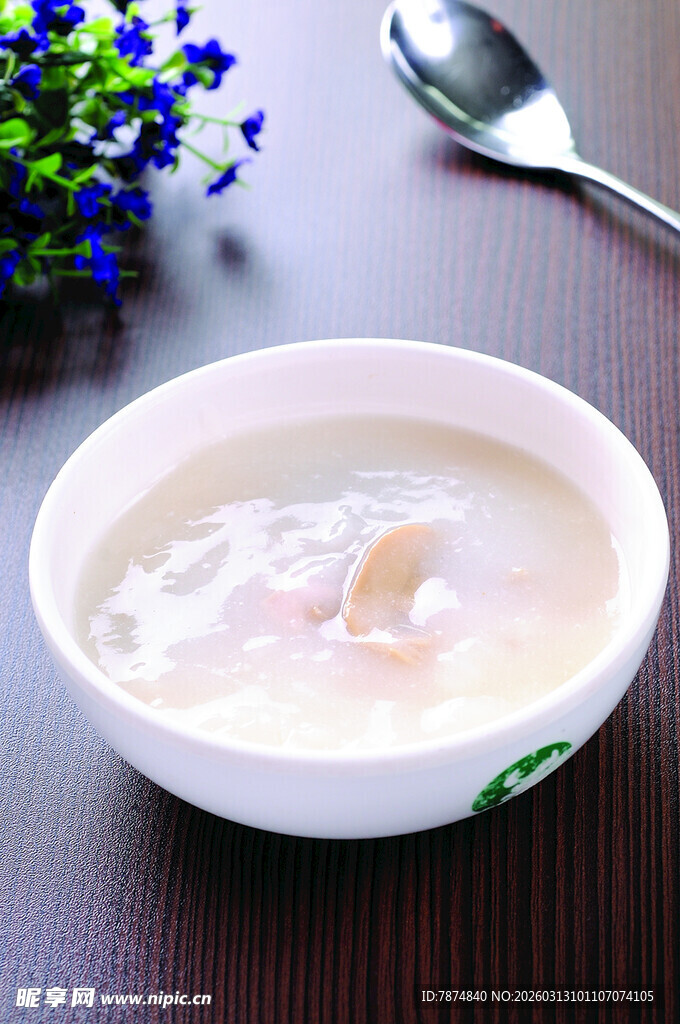 一碗营养滋补的美味汤品