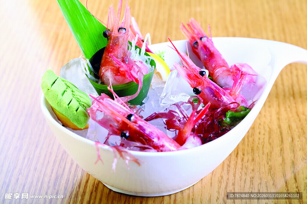 美味日式生鱼片沙拉