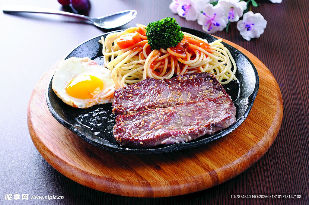 日式牛排拉面套餐