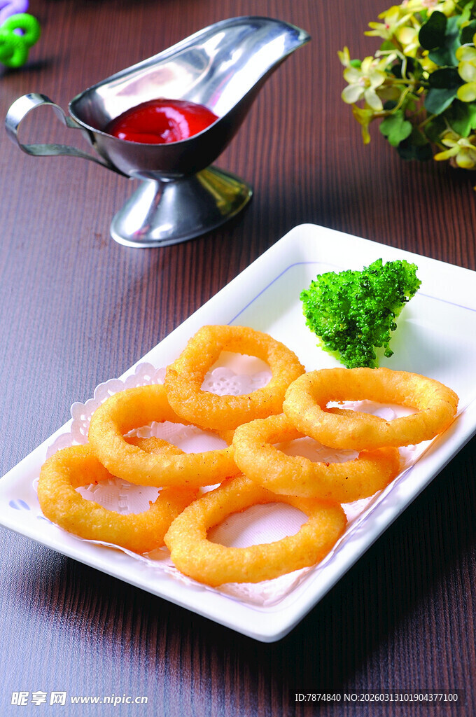 美味鱿鱼圈摆盘精致