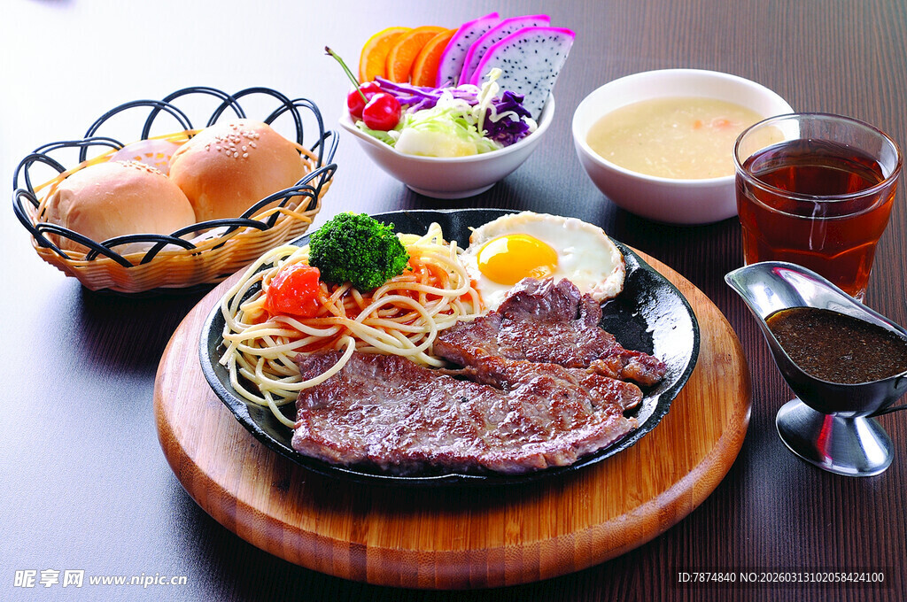 美味牛排套餐美食展示