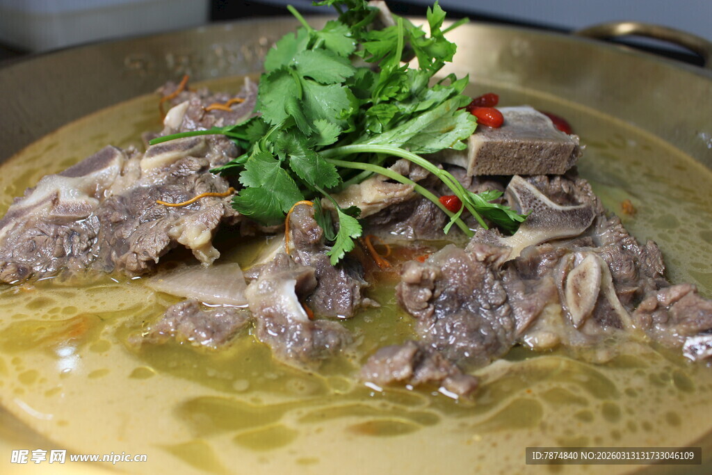 美味羊蝎子火锅