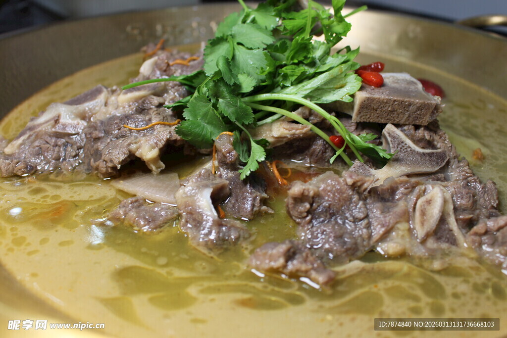 美味特色羊蝎子火锅