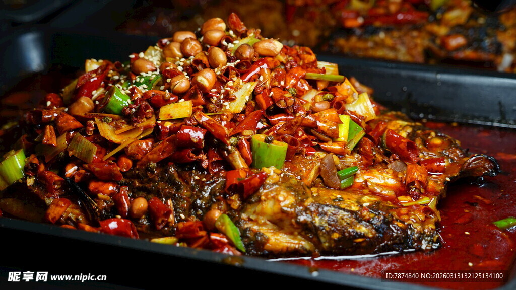 香辣烤鱼诱人美食