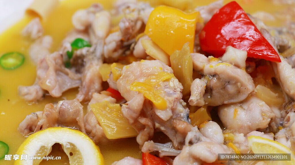 柠檬鸡肉美食诱人呈现