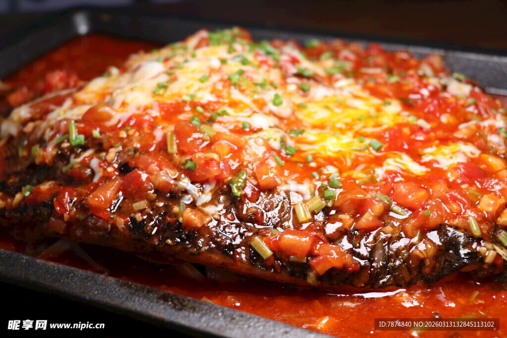 美味香辣烤鱼诱人呈现