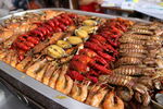丰富多样的海鲜烧烤拼盘
