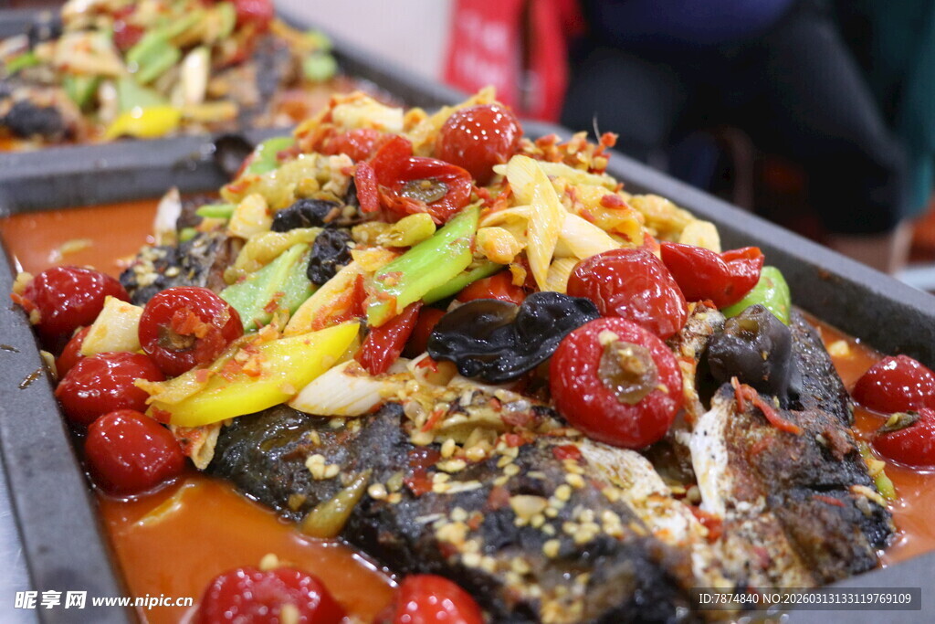 美味特色烤鱼诱人呈现