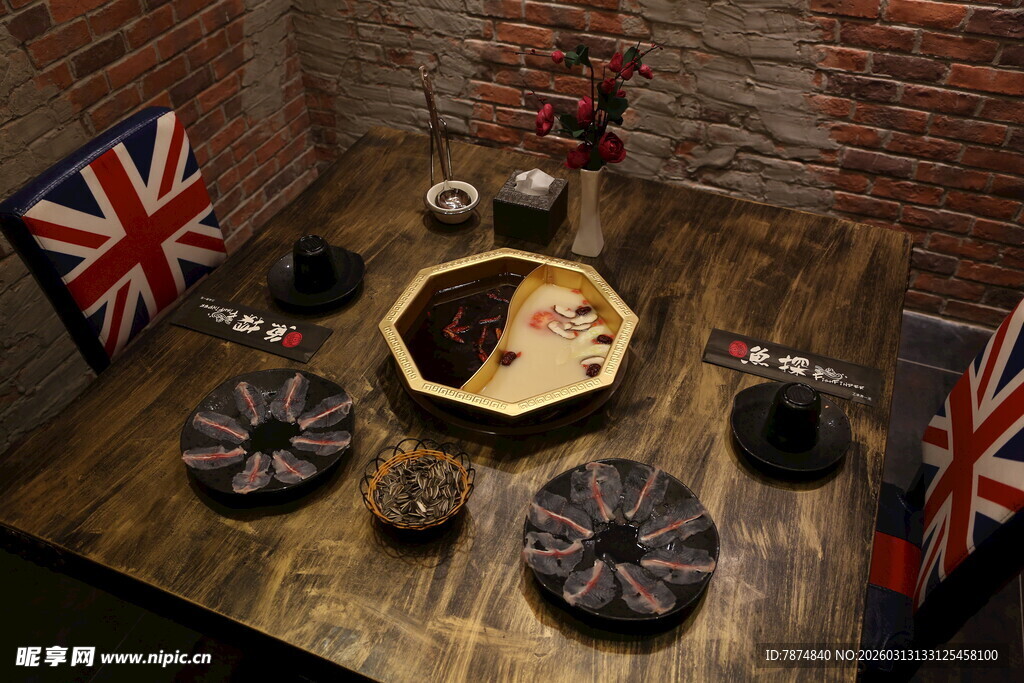 英伦风桌面装饰与美食