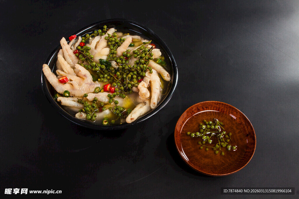 美味凉拌菜配特色蘸料