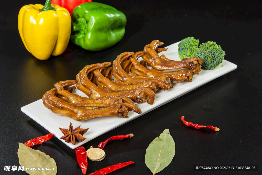 美味卤鸭掌 鲜香诱人