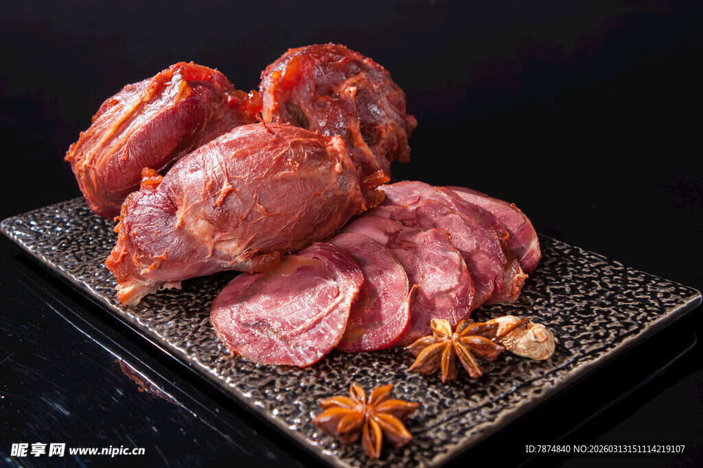 美味卤味肉类食材展示