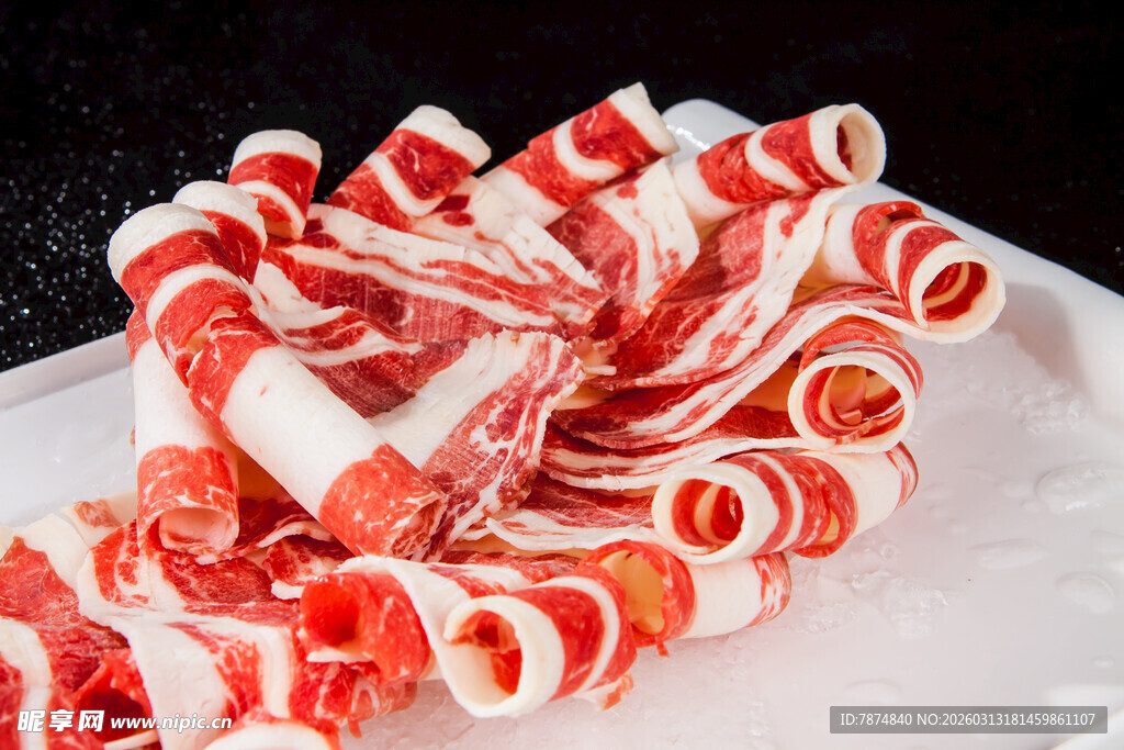 美味红白相间羊肉卷