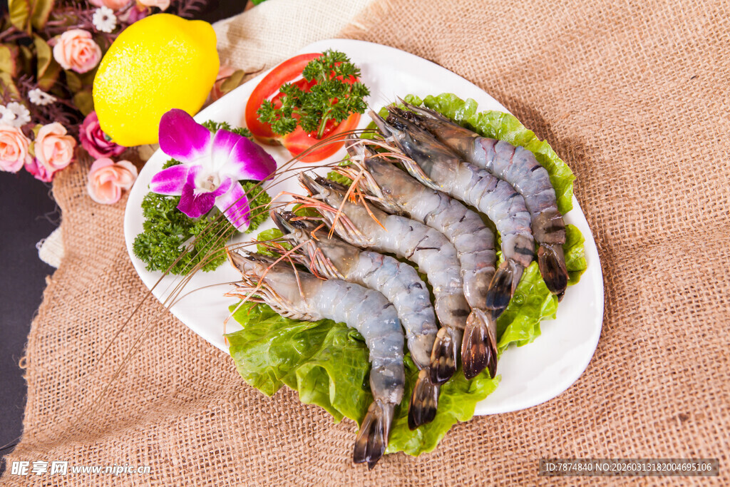 新鲜大虾摆盘 色泽诱人