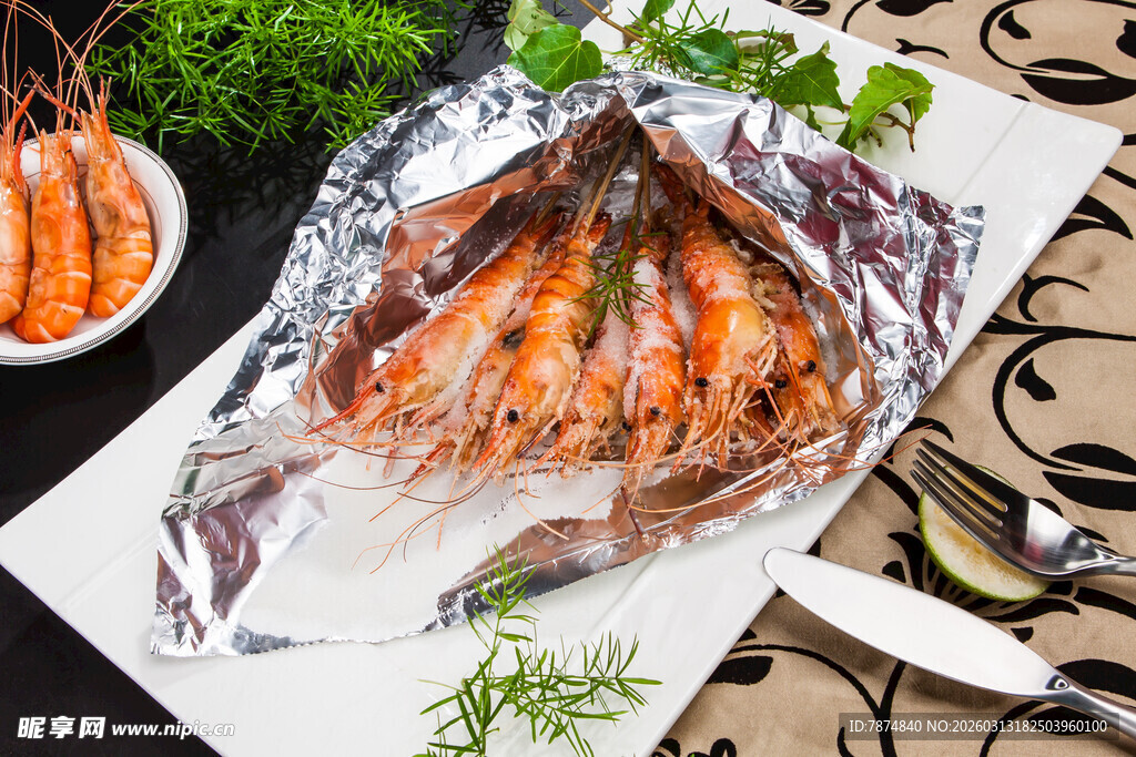 锡纸烤大虾 美味诱人呈现