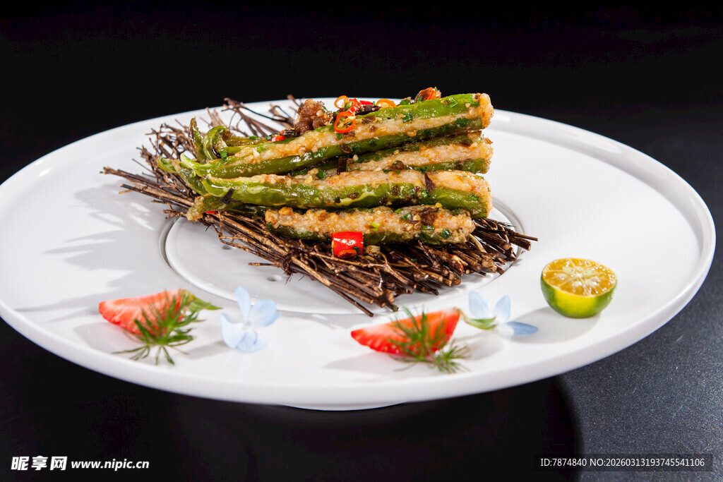 美味烤串摆盘精致