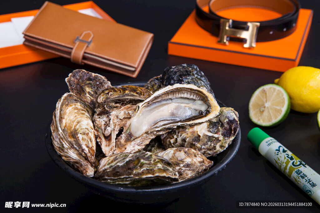 新鲜生蚝搭配周边食材
