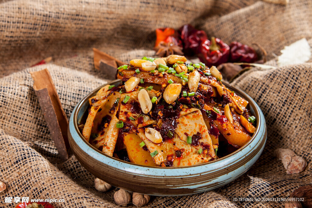 美味香辣拌菜 诱人食欲