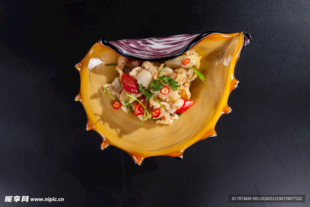 烤南瓜盅配多彩馅料