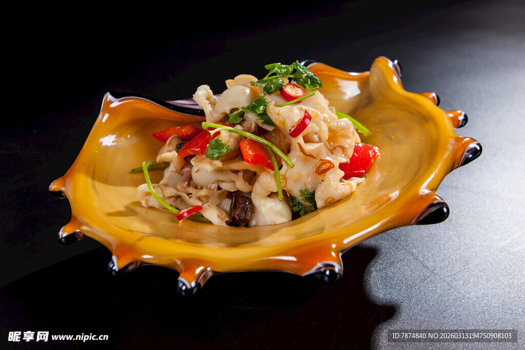 创意摆盘的美味蔬菜沙拉