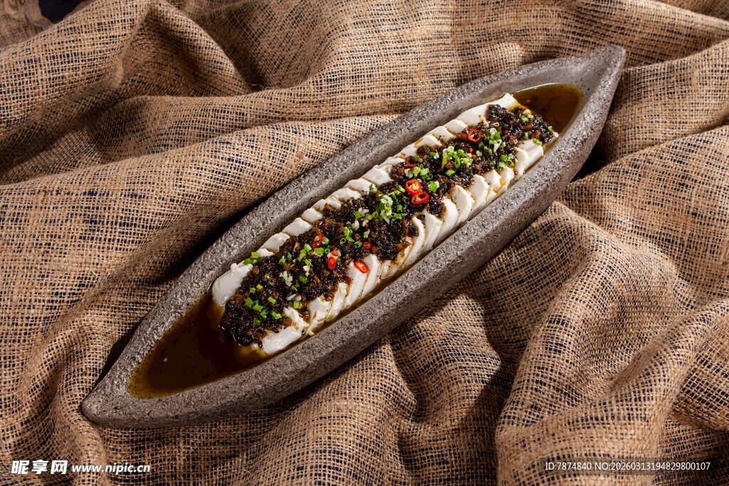 木舟盛美食 颜值与美味兼具