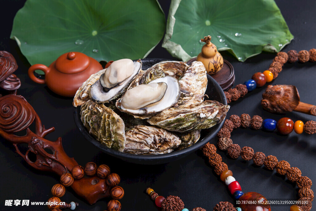 古风文玩与海蛎子的雅致组合