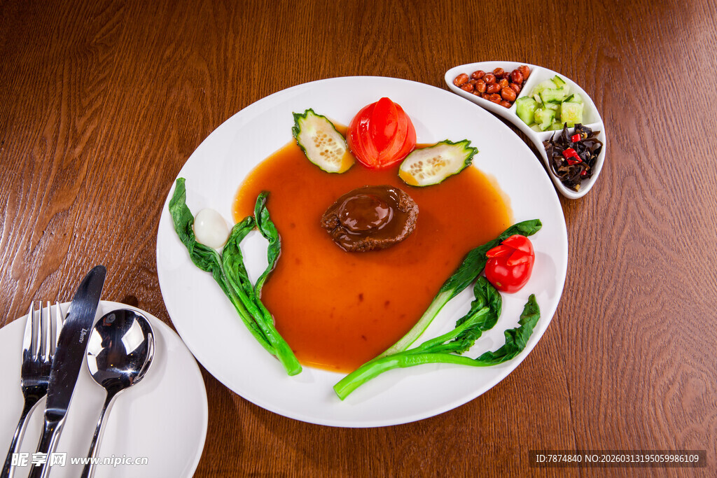 创意摆盘的精美菜肴