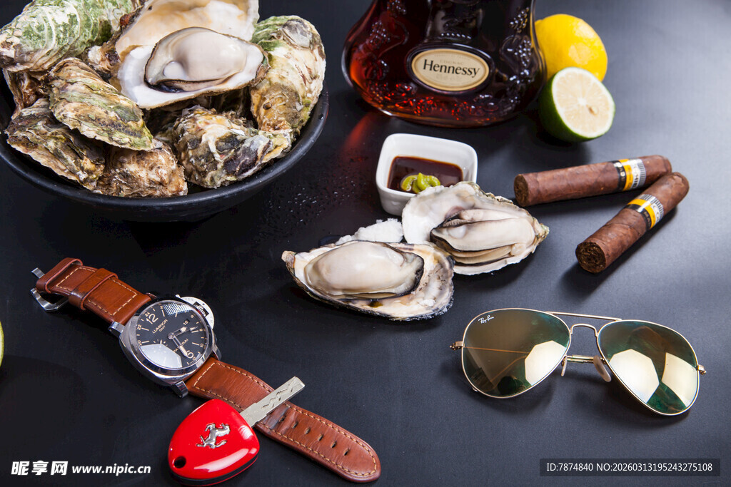 美味生蚝与配饰组合场景