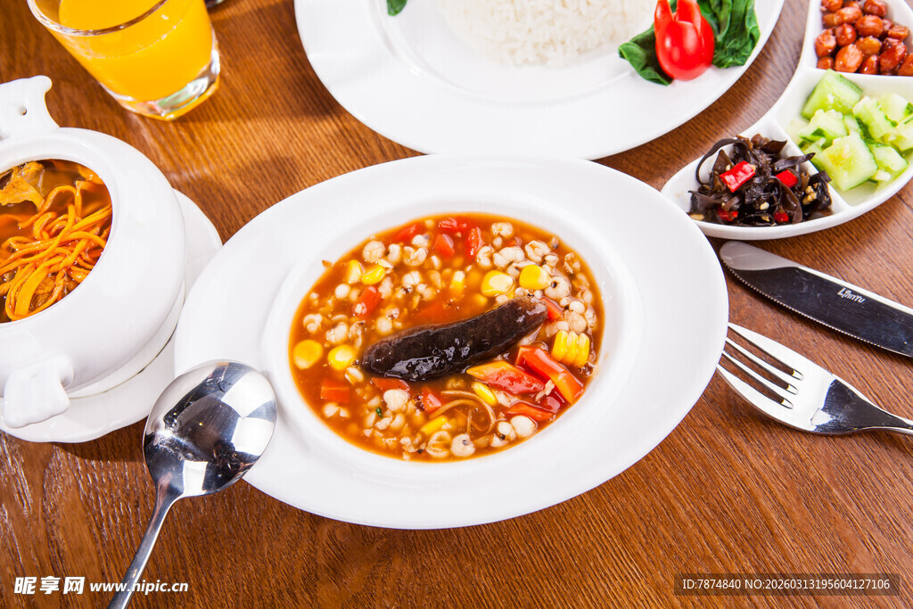 美味多样的特色餐食