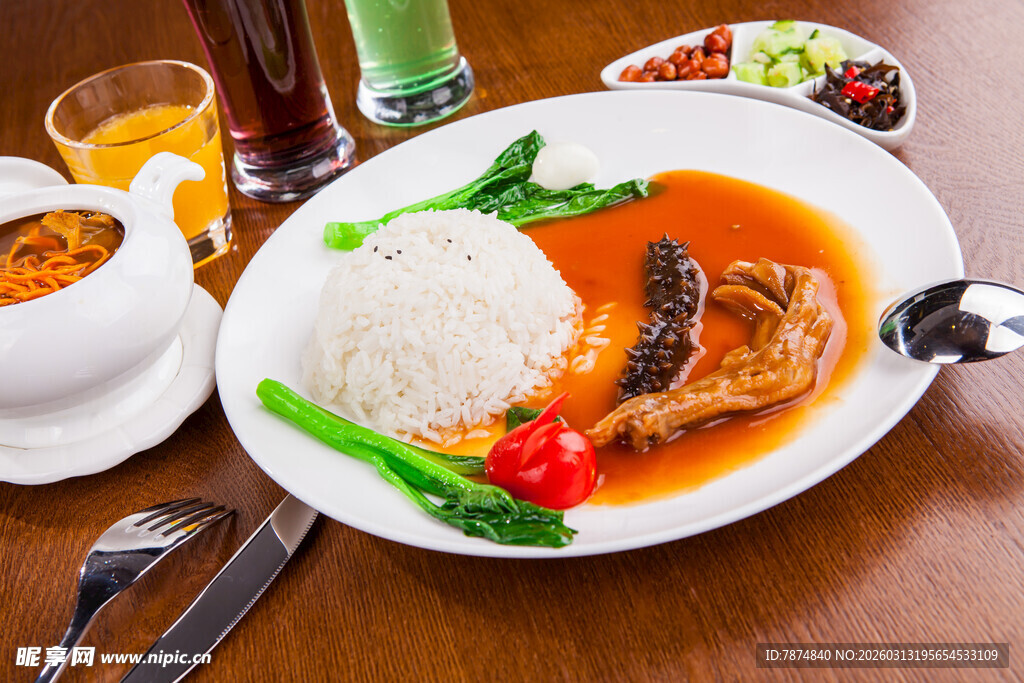 美味泰式红咖喱鱼饭套餐