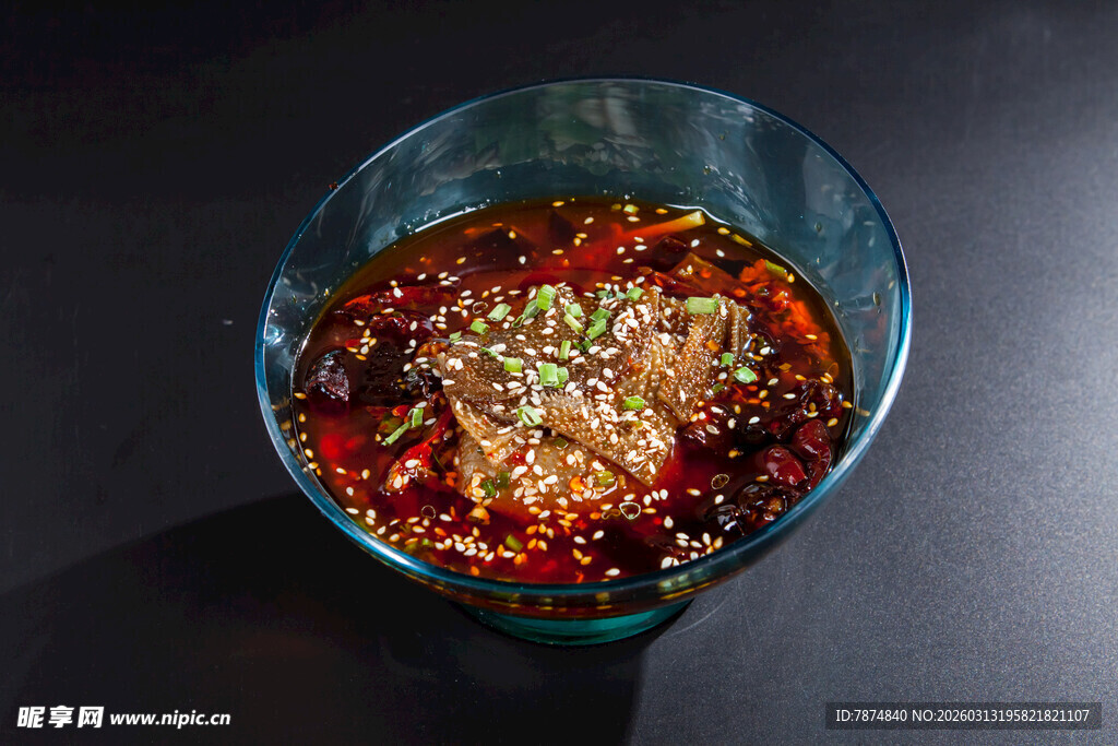 香辣红油凉拌菜