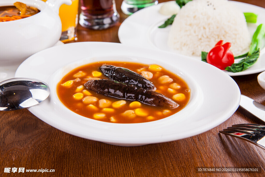 美味海参炖豆美食画面