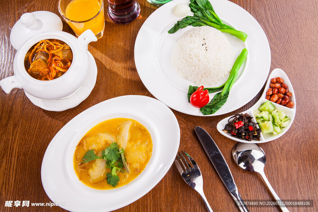 丰盛中式餐点摆拍