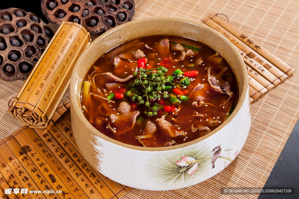 美味瓦罐炖菜 鲜香诱人