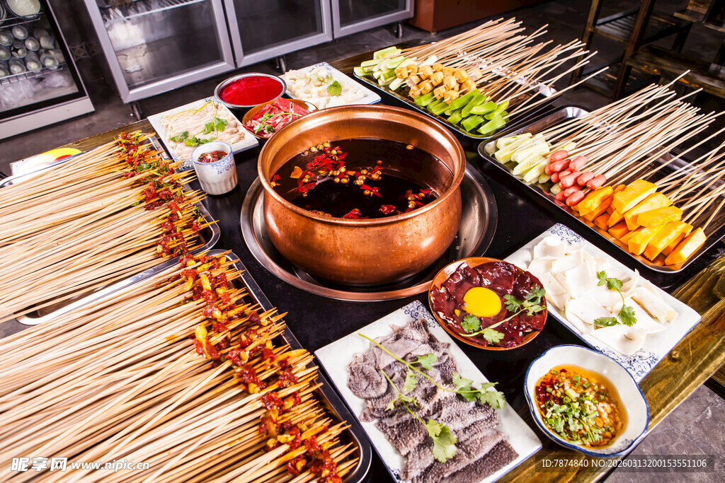 铜锅串串香美食盛宴