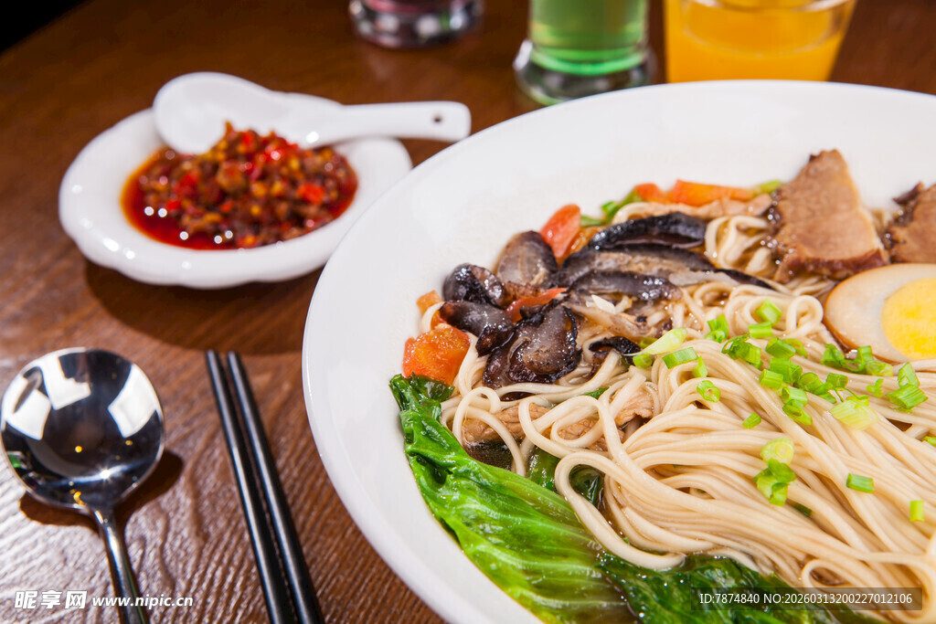 美味日式拉面套餐