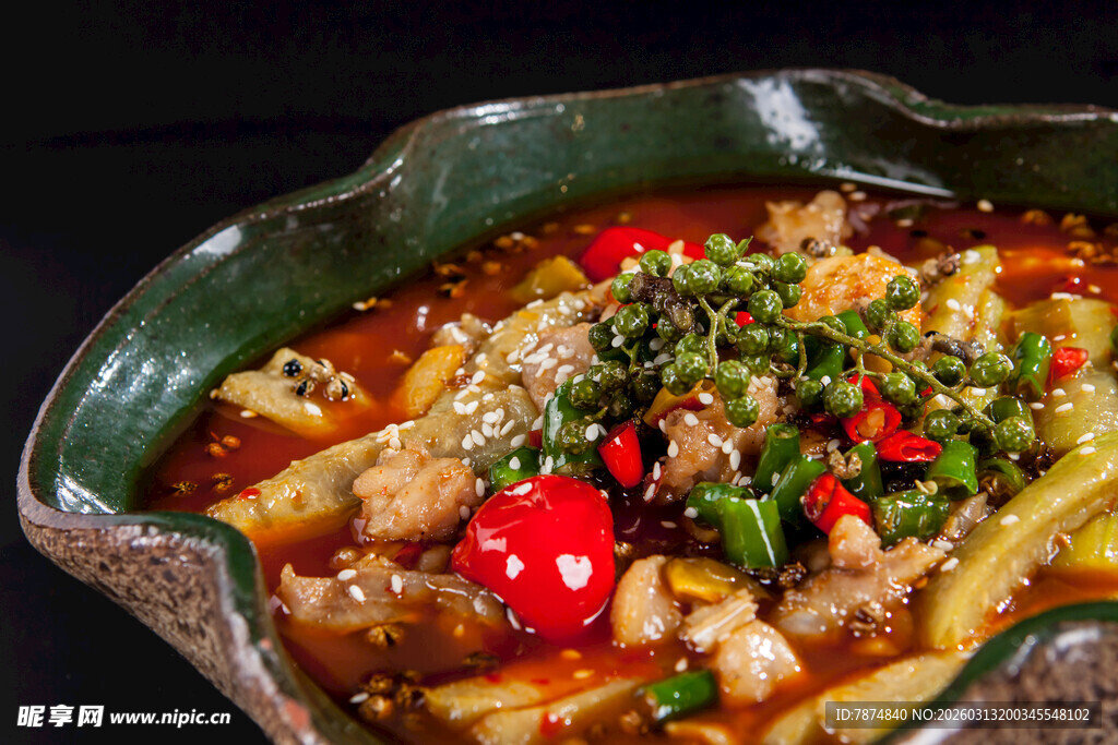 香辣美味牛肉蔬菜煲