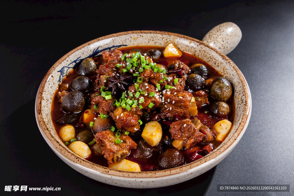 美味香菇炖排骨