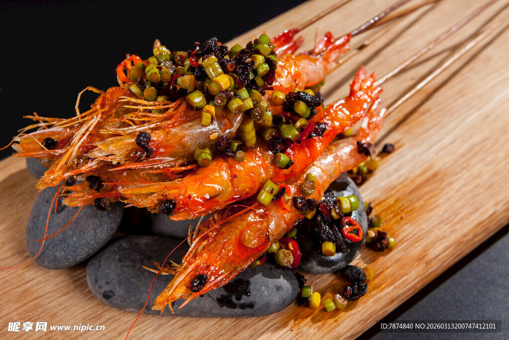 香辣美味烤虾串