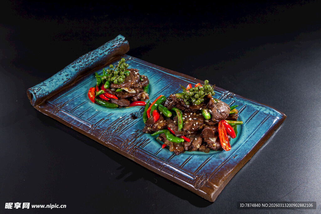 精致双盘蔬菜沙拉