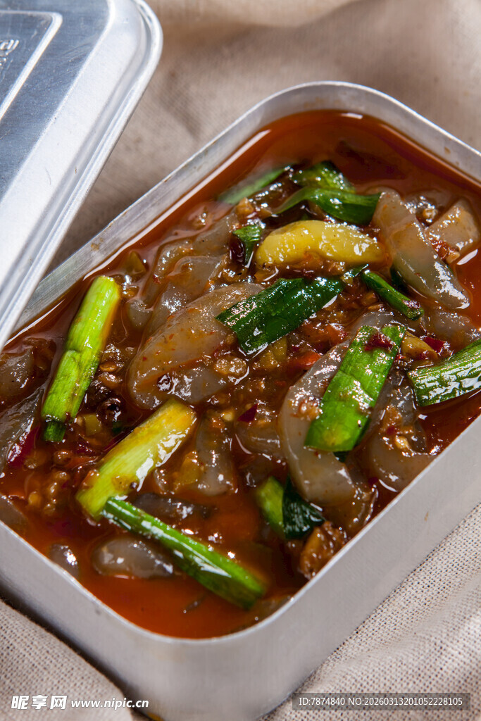 美味盒装香辣炒牛肚