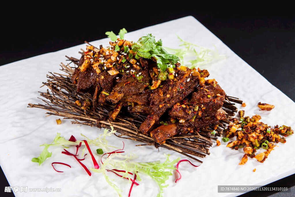 香辣美味酱牛肉摆拍