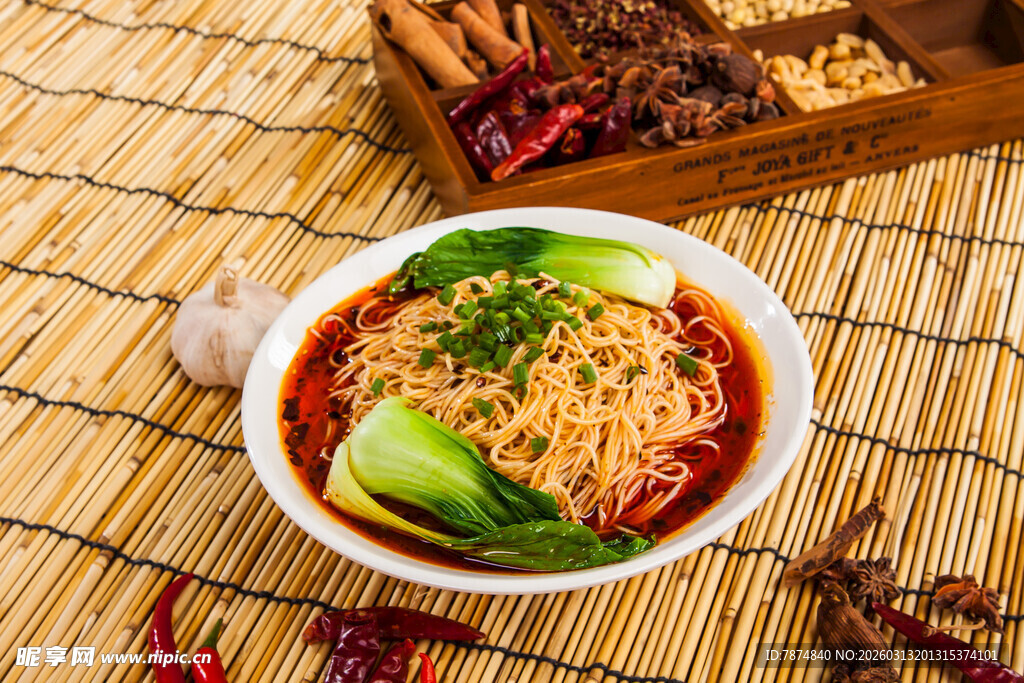 美味红油面 诱人小食搭配