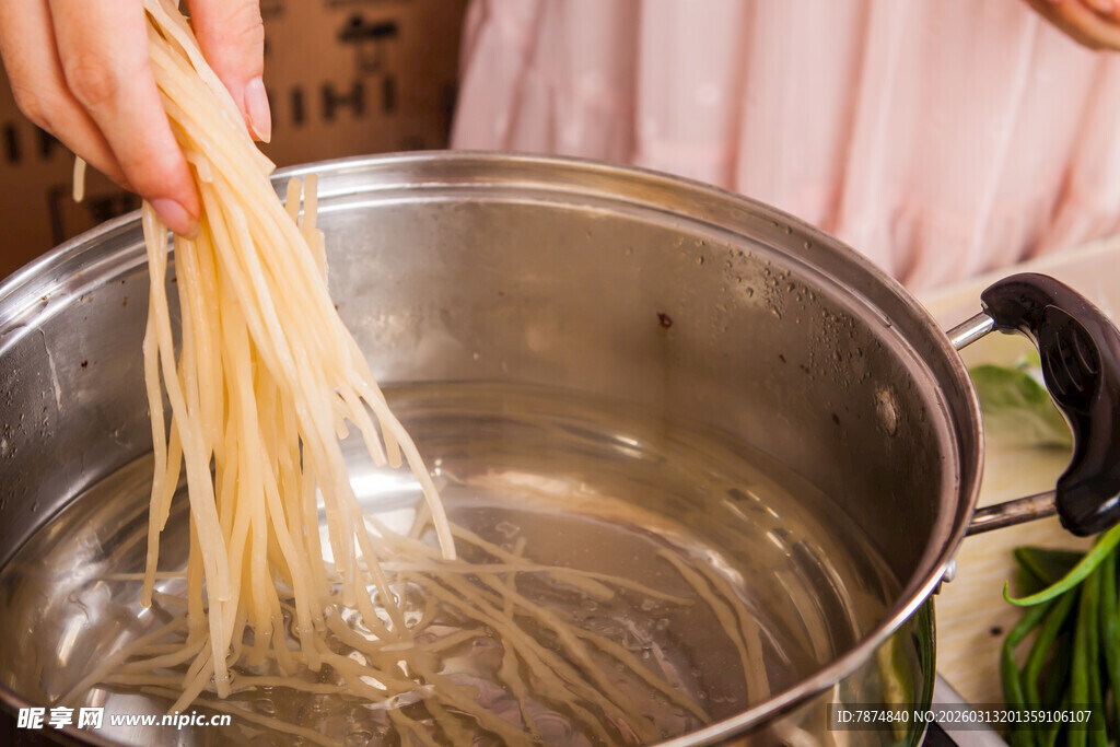 煮面条场景