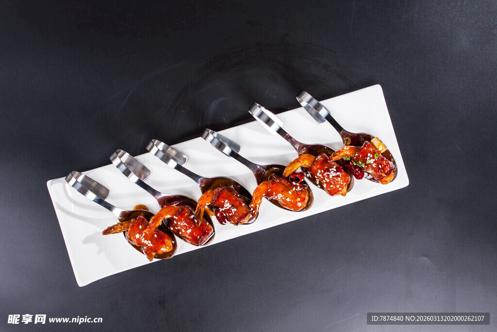 美味烤肉串 诱人色泽