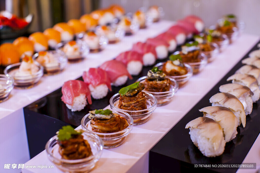 多样寿司精致美食展示