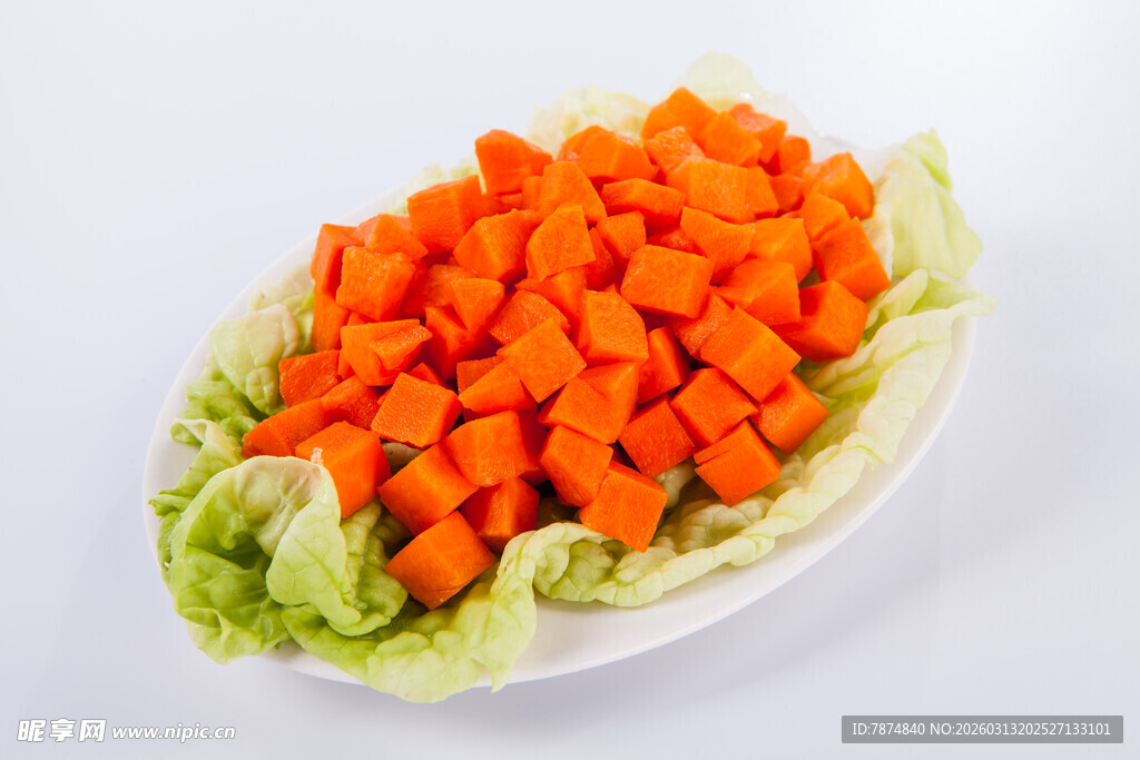 胡萝卜生菜摆盘